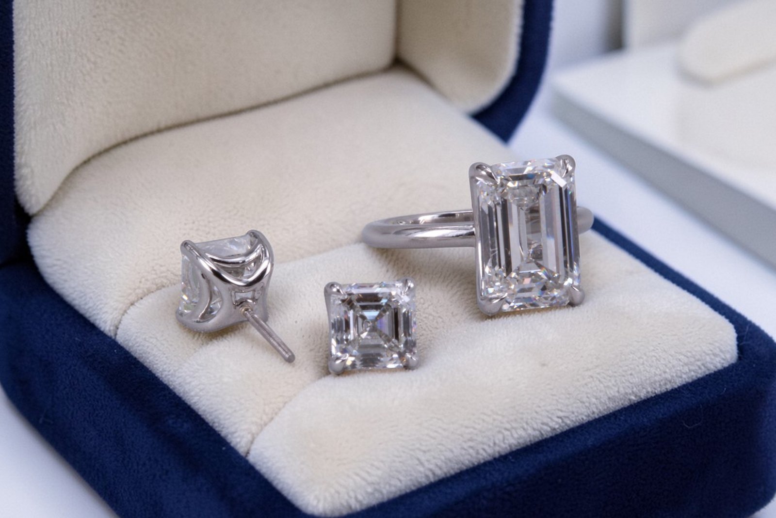 Engagement ring and diamond earrings for La Mesa brides